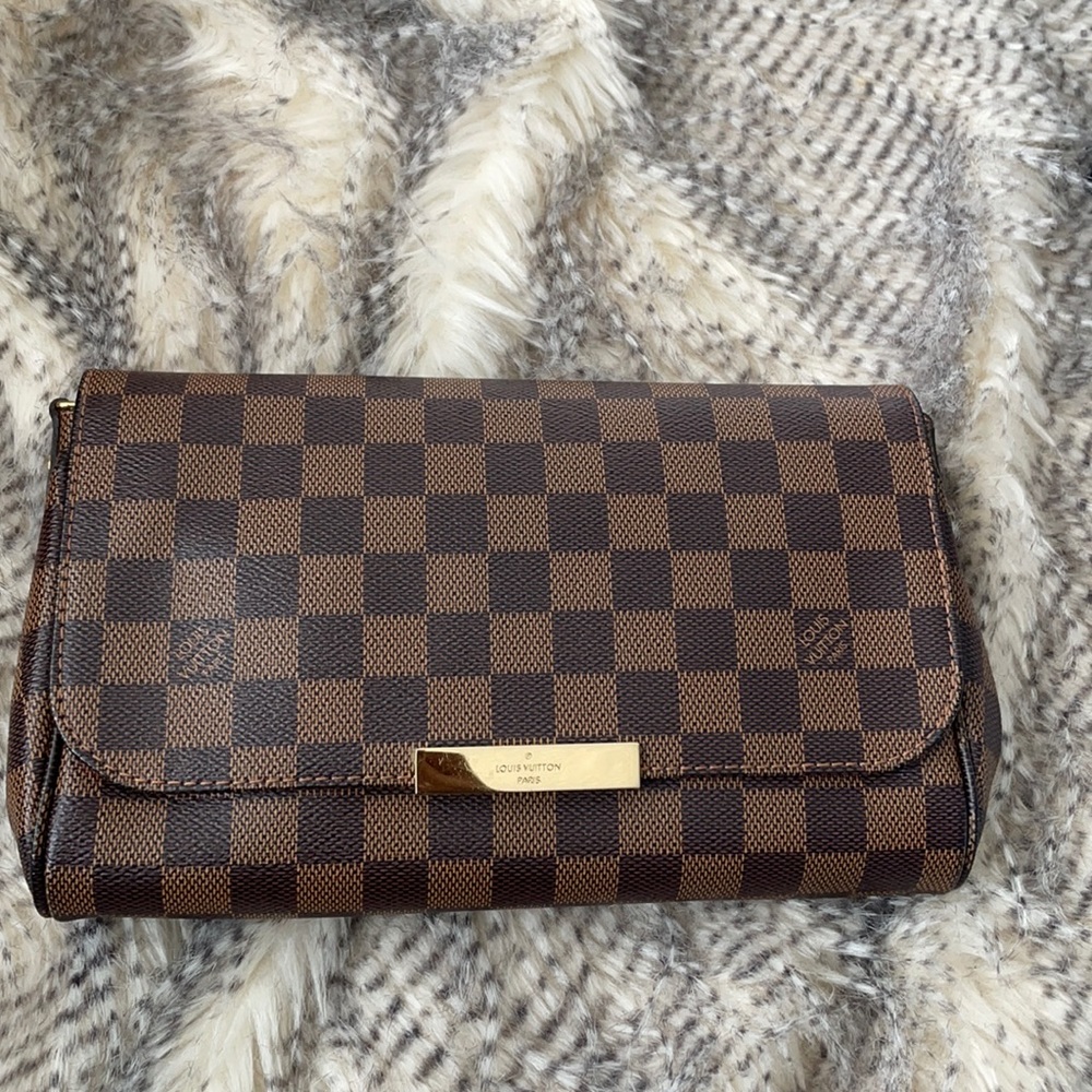 Louis Vuitton Favorite MM *DISCONTINUED*